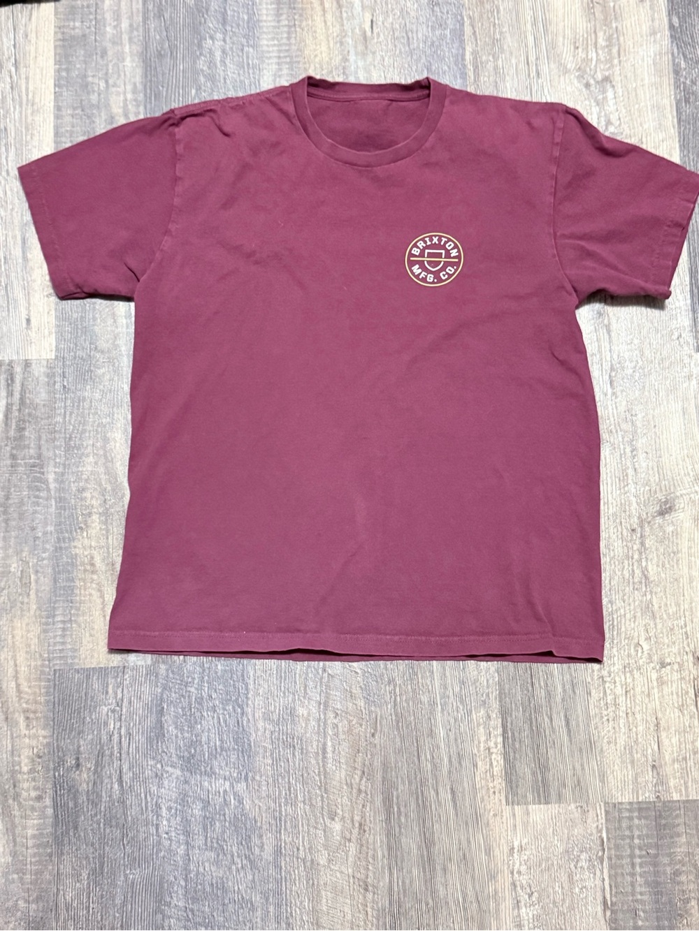 Brixton Short Sleeve Tee with Small Chest Emblem in Burgundy